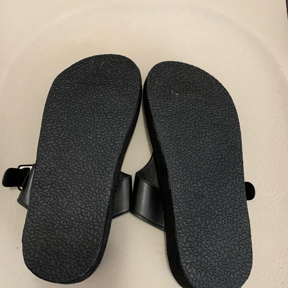 Black Thong Sandals size 81/2 - Picture 4 of 6